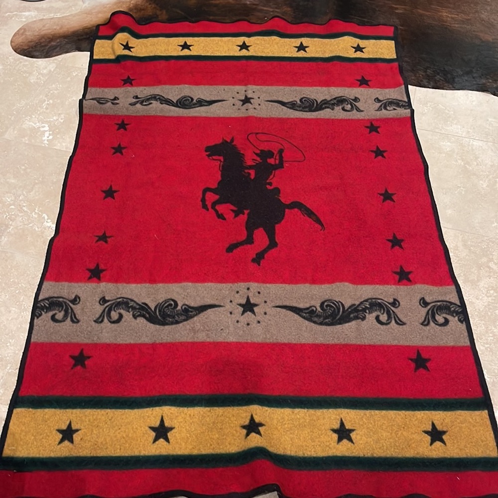 Wool Pendleton blanket vintage retired print reversible .  #yellowstone